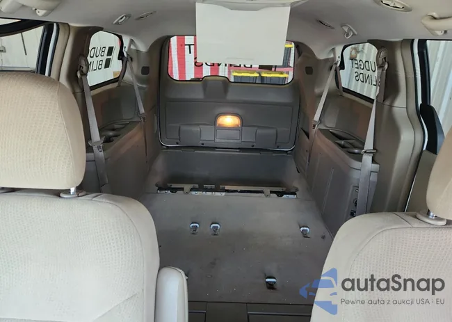 2A4RR5DG9BR783386: 62666175