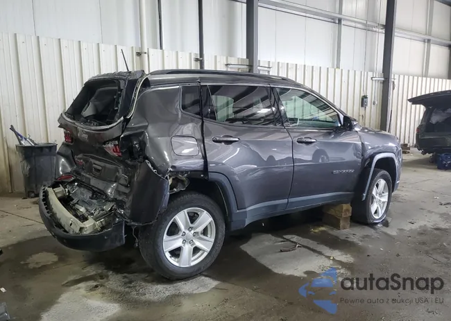 3C4NJDBB6NT148396: 64773235