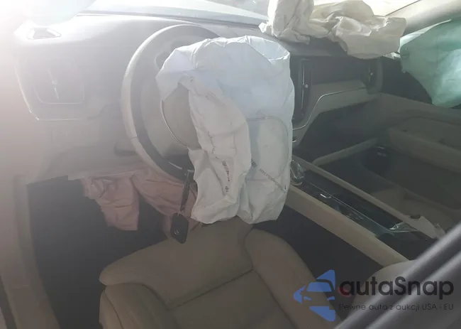 YV4L12RL8N1045379: 64491475