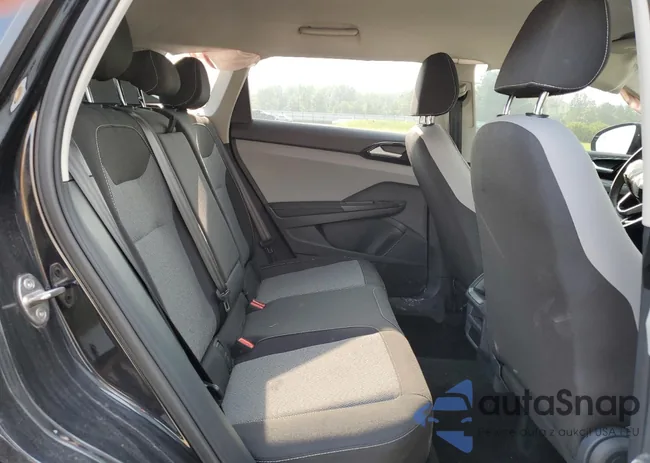 3VV5X7B27RM072768: 65719975