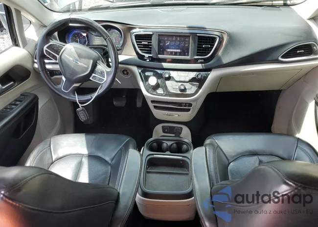 2C4RC1BG9JR120790: 64021065