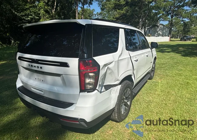 1GNSKPKD2RR114061: 66180715