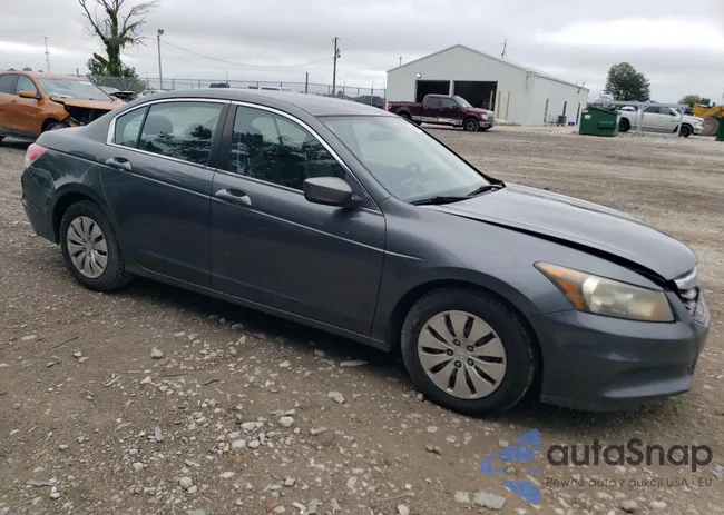 1HGCP2F38BA125901: 63636485