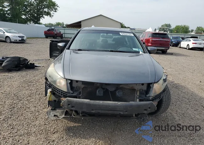 1HGCP2F8XAA172132: 64224155