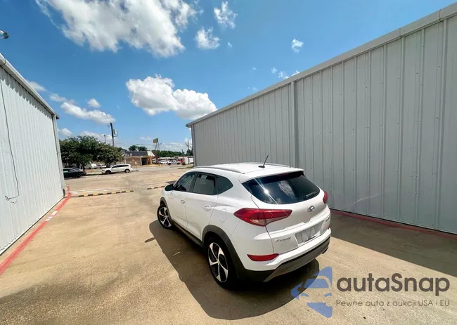 KM8J33A25GU026489: 64902535