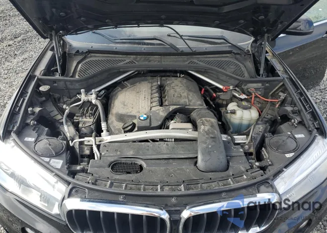 5UXKR0C52JL075299: 64047275