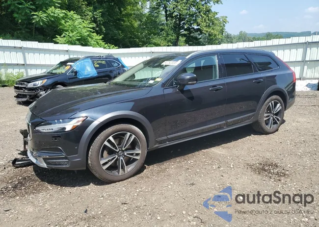 YV4102NK9J1027393: 64752035