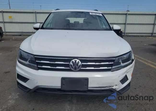 3VV3B7AX9JM083696: 69198734