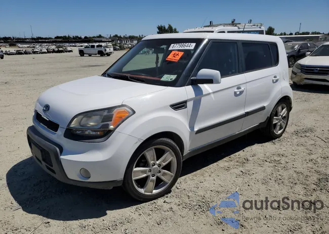 KNDJT2A21B7705164: 67798644