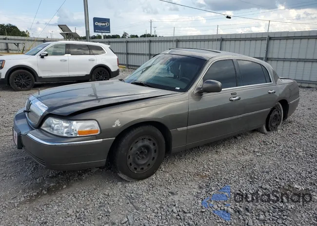 1LNHM82W73Y680066: 68086054