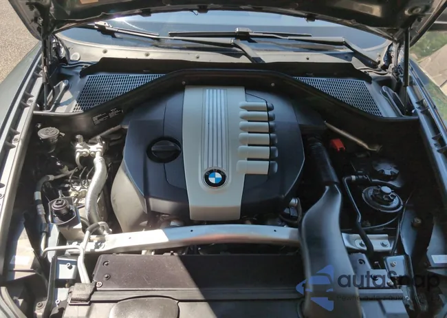 5UXZW0C52D0B95166: 65991864