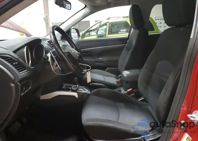 JA4AP3AU5CZ002789: 69272134