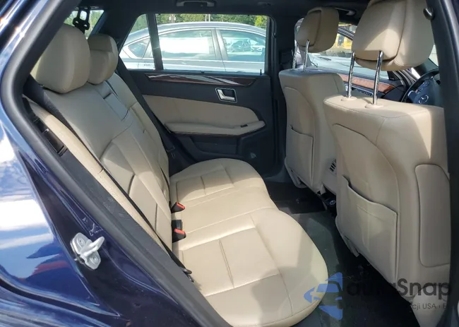 WDDHH8JB0CA525445: 68826844