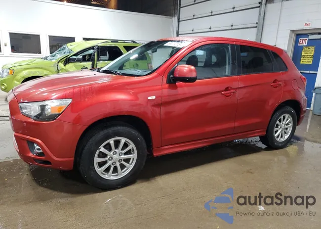 JA4AP3AU5CZ002789: 69272134