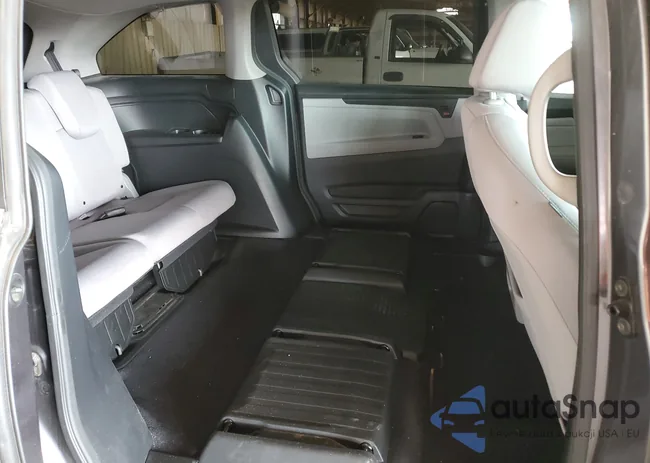 5FNRL6H24KB086490: 65752164