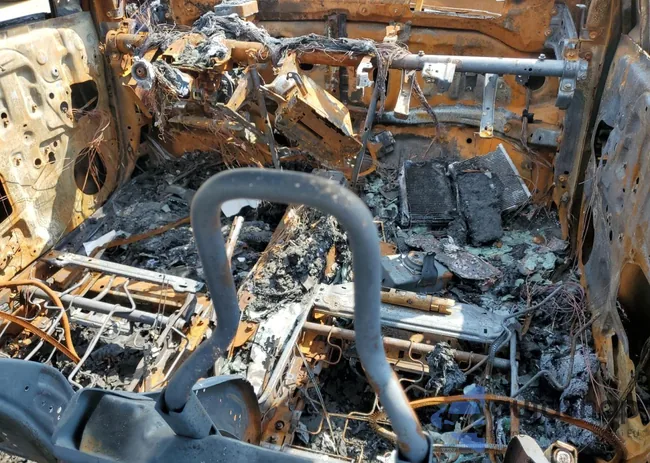 2T1BURHE5FC287741: 69610574