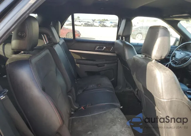 1FM5K7D81JGA54601: 67195644