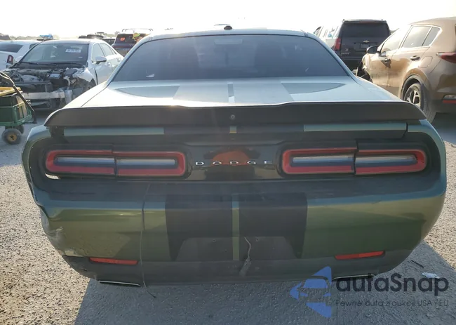 2C3CDZAG1JH334721: 66307674