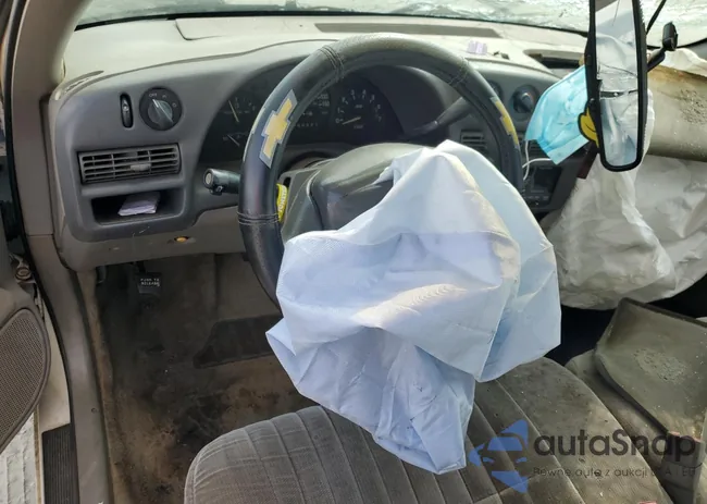 2G1WL52J111281566: 67698064