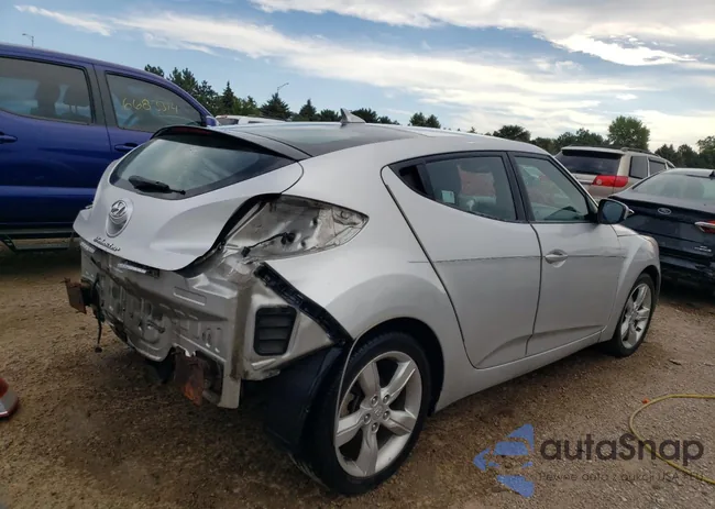 KMHTC6AD5DU136899: 66874144