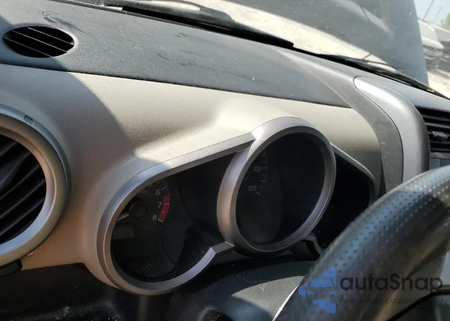 5J6YH2H77BL000095: 68790944