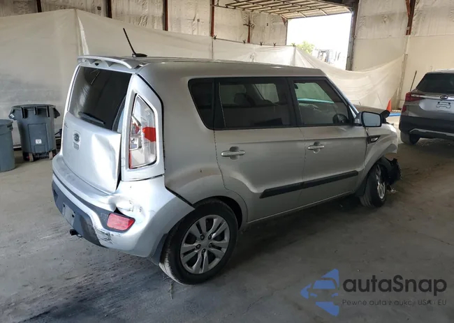 KNDJT2A59C7457175: 70450465