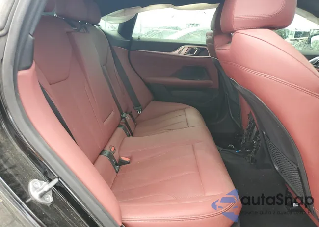 WBA63AV04RFS28722: 70173505