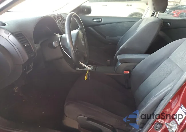 1N4AL2AP7BN444779: 70053455