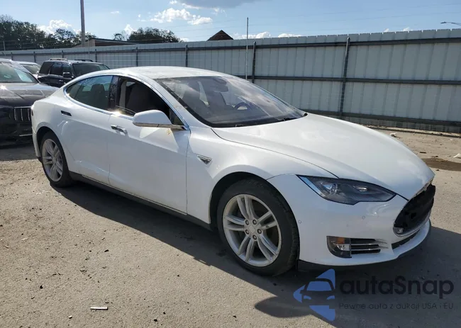 5YJSA1H1XEFP55657: 71102115