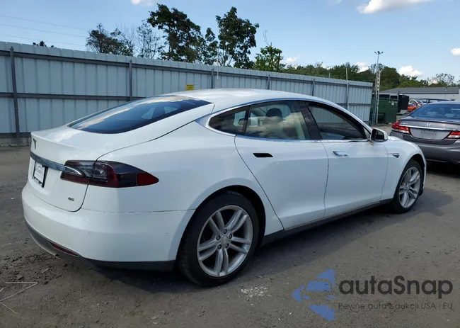 5YJSA1H1XEFP55657: 71102115