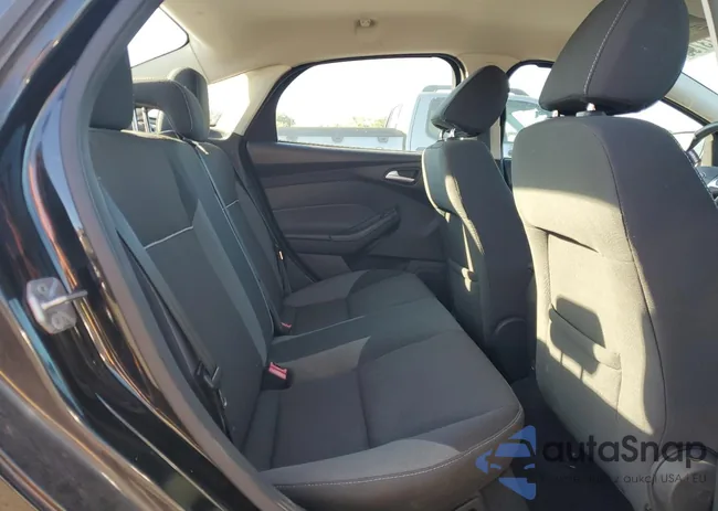 1FADP3F26EL180961: 70473795