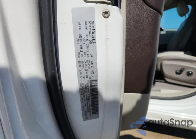 2C4RC1EG3JR131294: 68515755