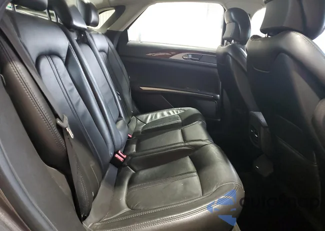 3LN6L2GK4ER832738: 69470175