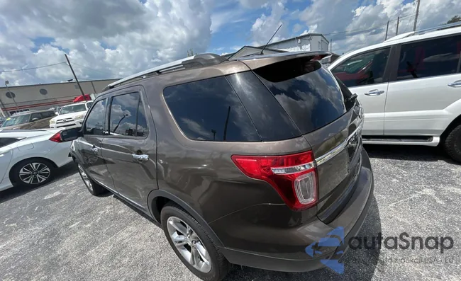 1FM5K7F80FGA15373: 67822105