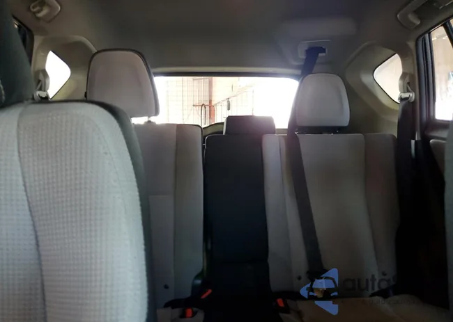 JTMRFREV0JJ227540: 68152395