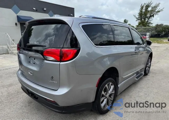 2C4RC1GG9KR643706: 71134235