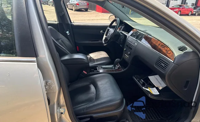 2G4WD552771173904: 69809195