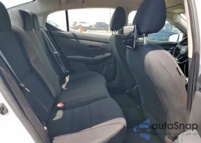 3N1AB8BV2RY288955: 68193315