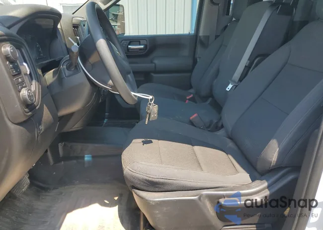 1GC2YLE78LF256607: 68012245