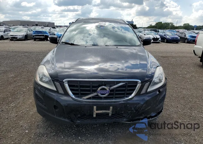 YV4902DZ5C2299261: 69602955