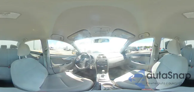 2T1BU4EE5DC961732: 67700345