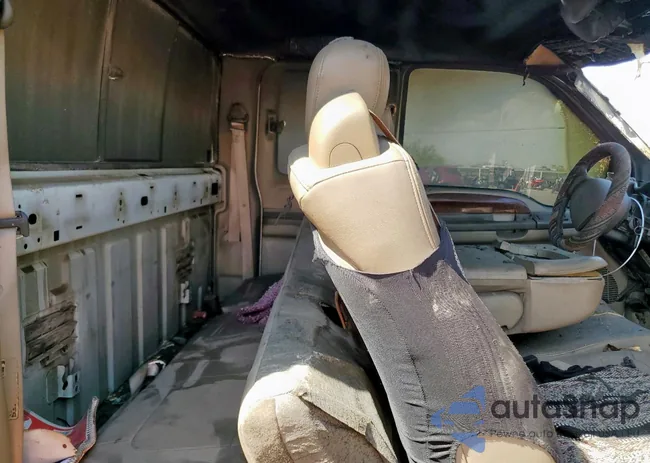 1FTNX21F11EB49375: 68028445