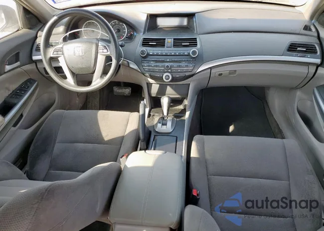 1HGCP26719A056174: 67709175