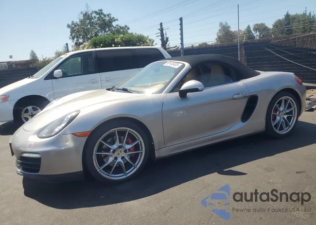 WP0CB2A88DS132814: 69140435