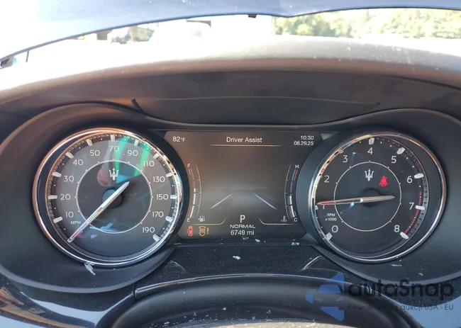 ZAM56YRM4PX423525: 70866695