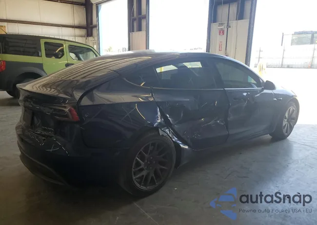 5YJ3E1EB8RF759086: 69477565