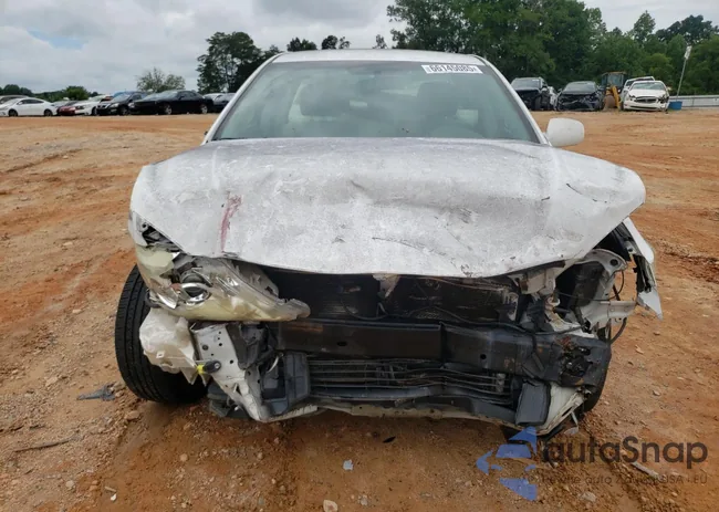 4T1BF3EK8BU620573: 66145085