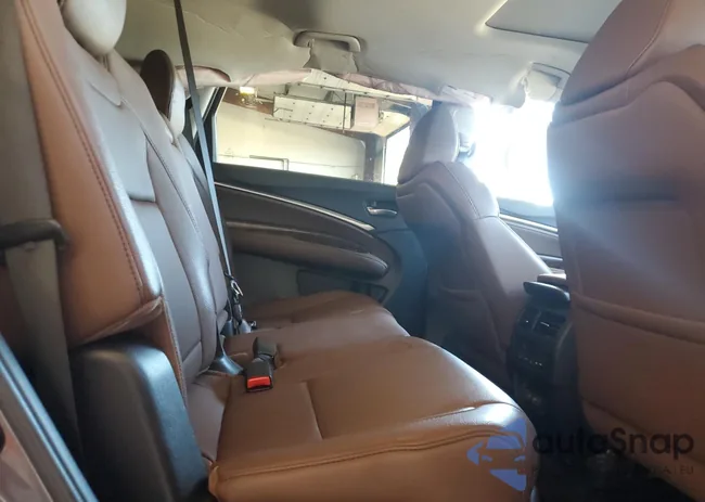 5J8YD4H53LL026899: 70161155