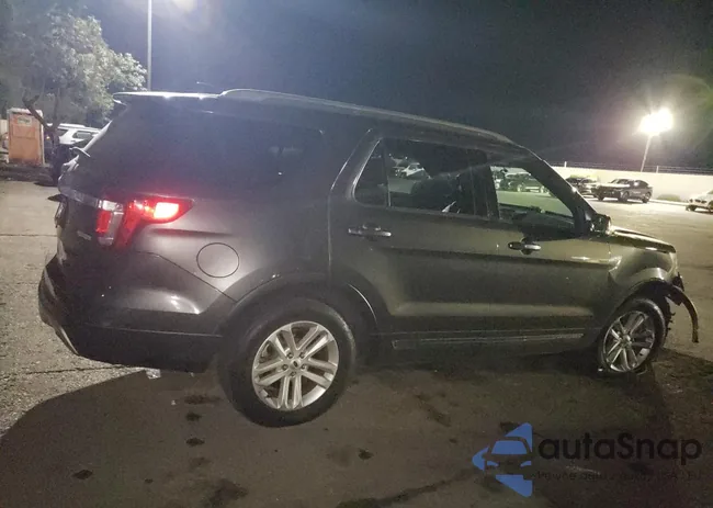 1FM5K7DH7HGC68020: 67654345