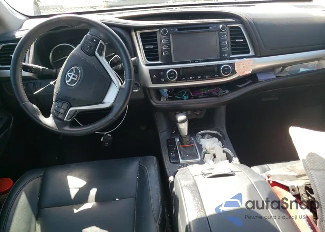 5TDKZRFH9JS242719: 69520015